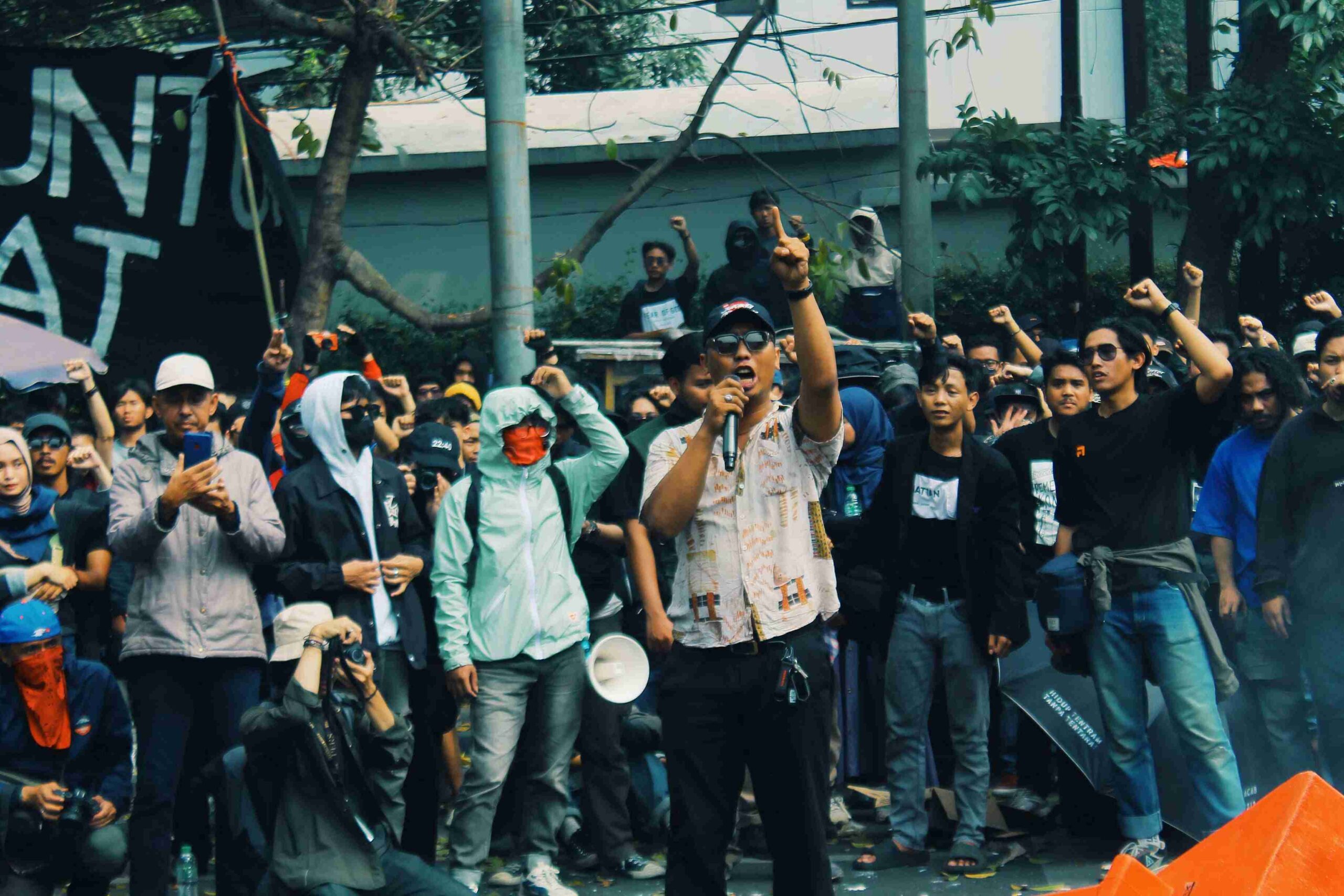 Dari Rakyat, Oleh Rakyat, Untuk Rakyat